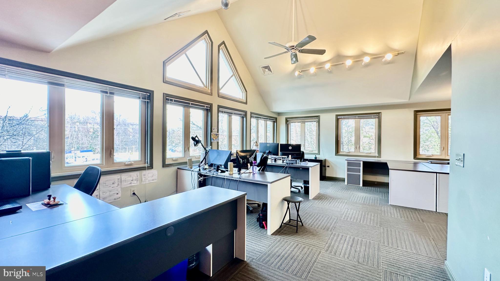 ROCK SPRING PROFESSIONAL CENTER - Commercial Lease