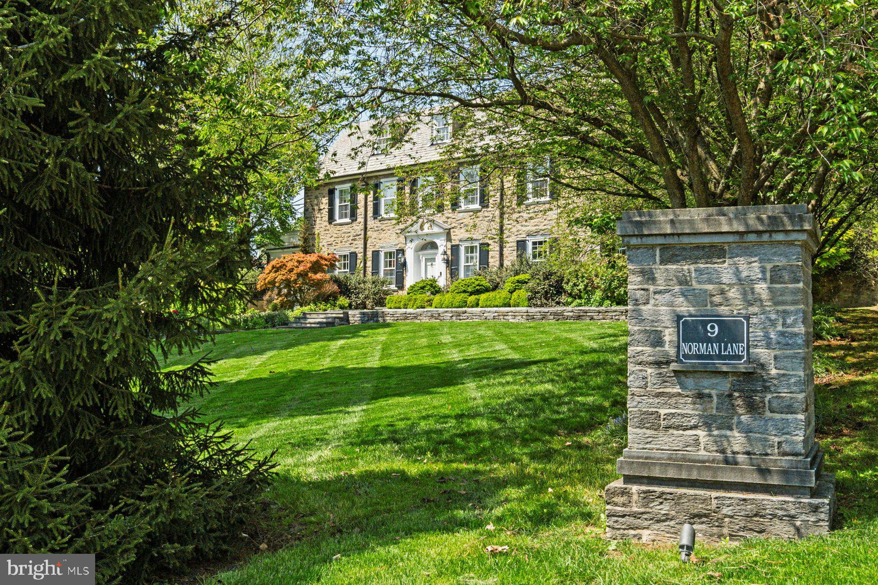 CHESTNUT HILL - Residential