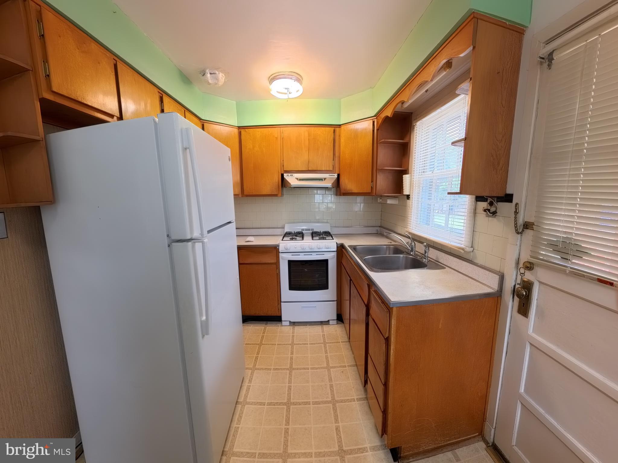 HALLIEWOOD - Residential