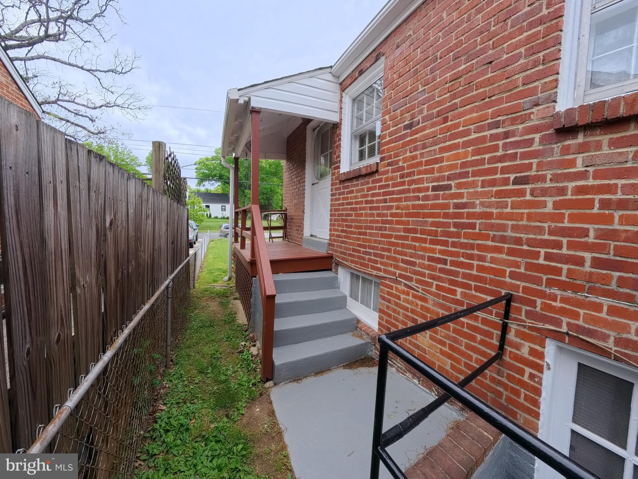 HALLIEWOOD - Residential