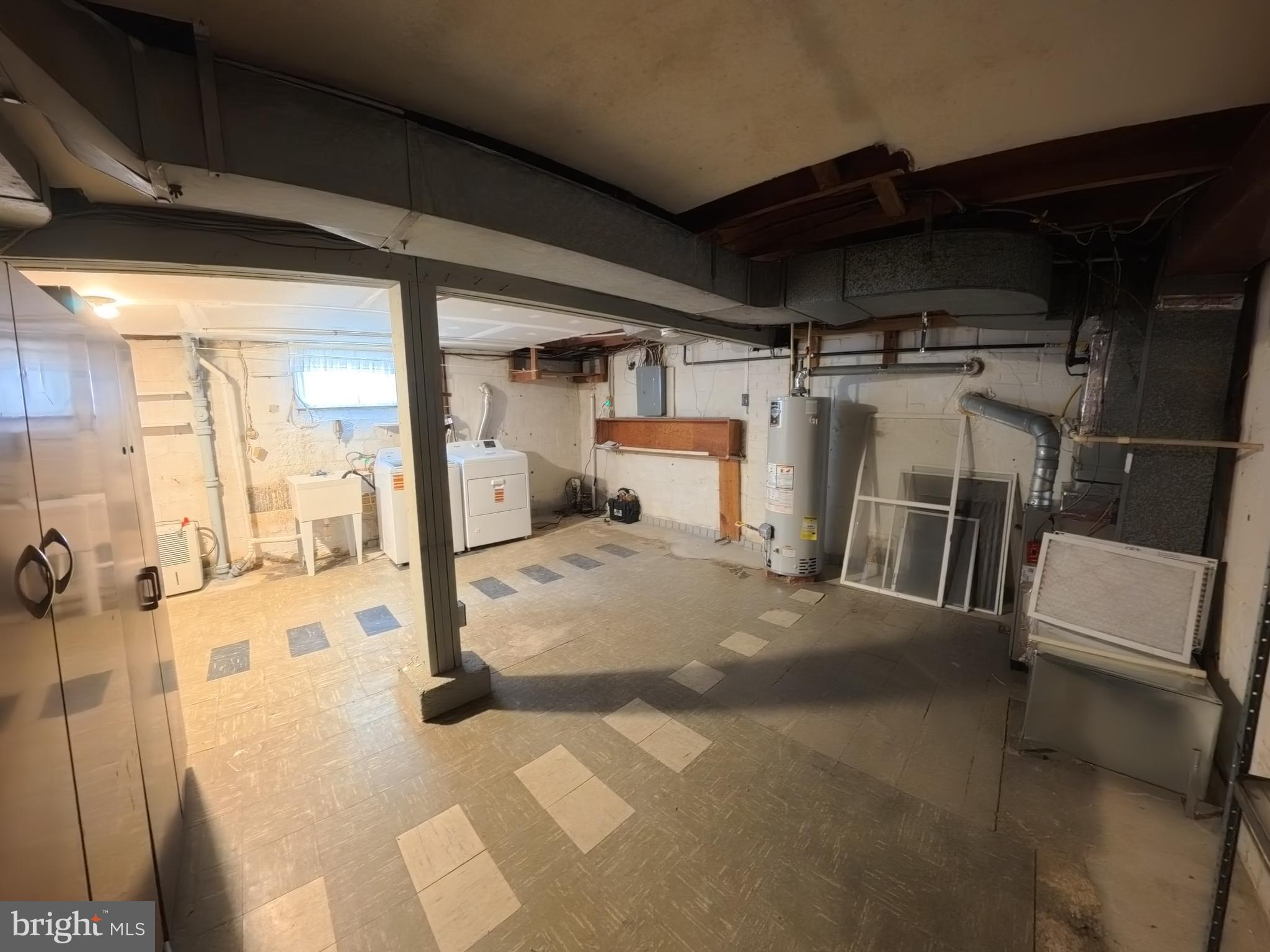 HALLIEWOOD - Residential