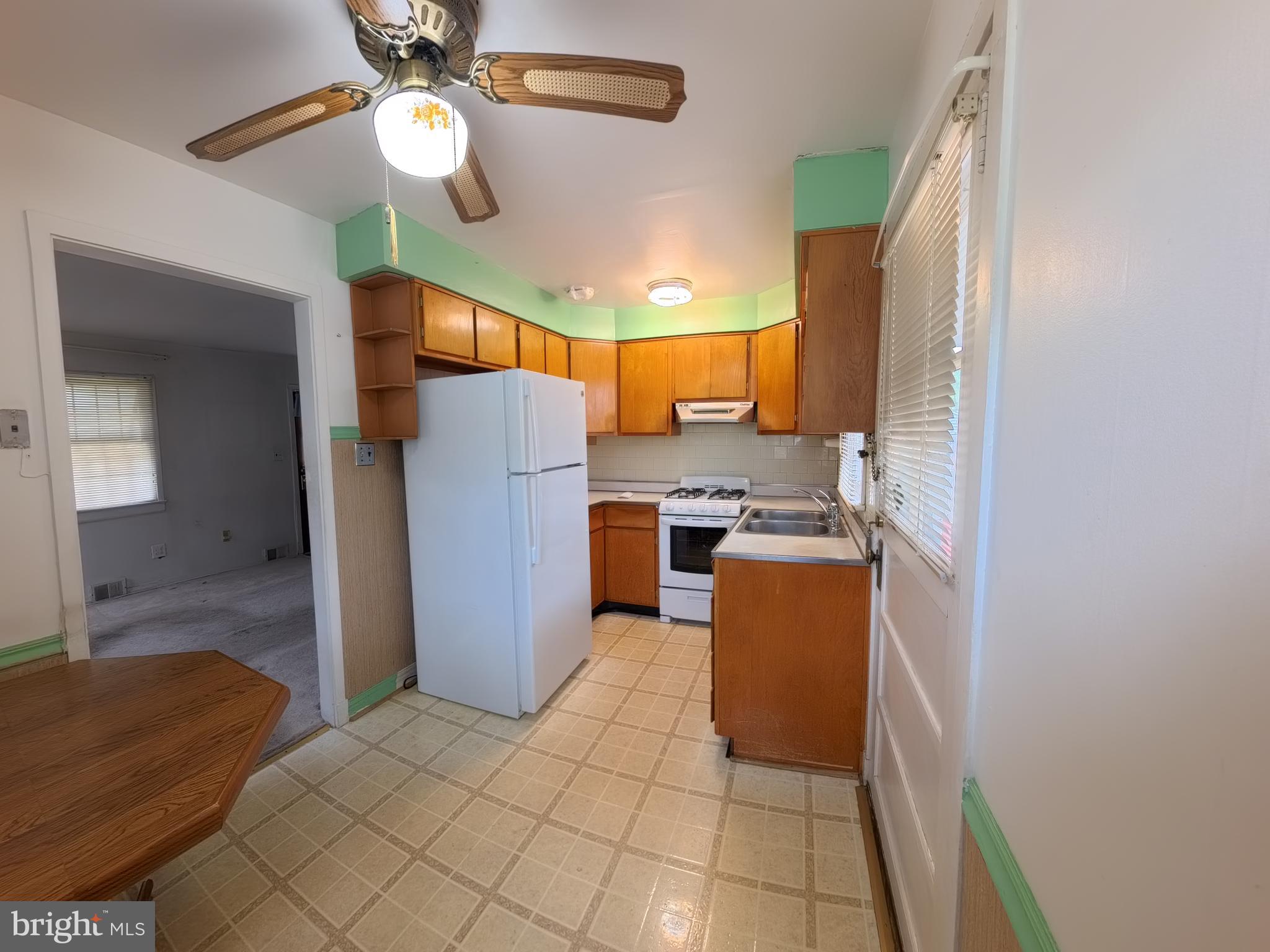 HALLIEWOOD - Residential