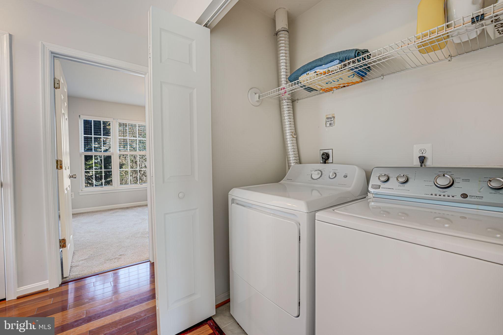 SOUTH RIDING - Residential