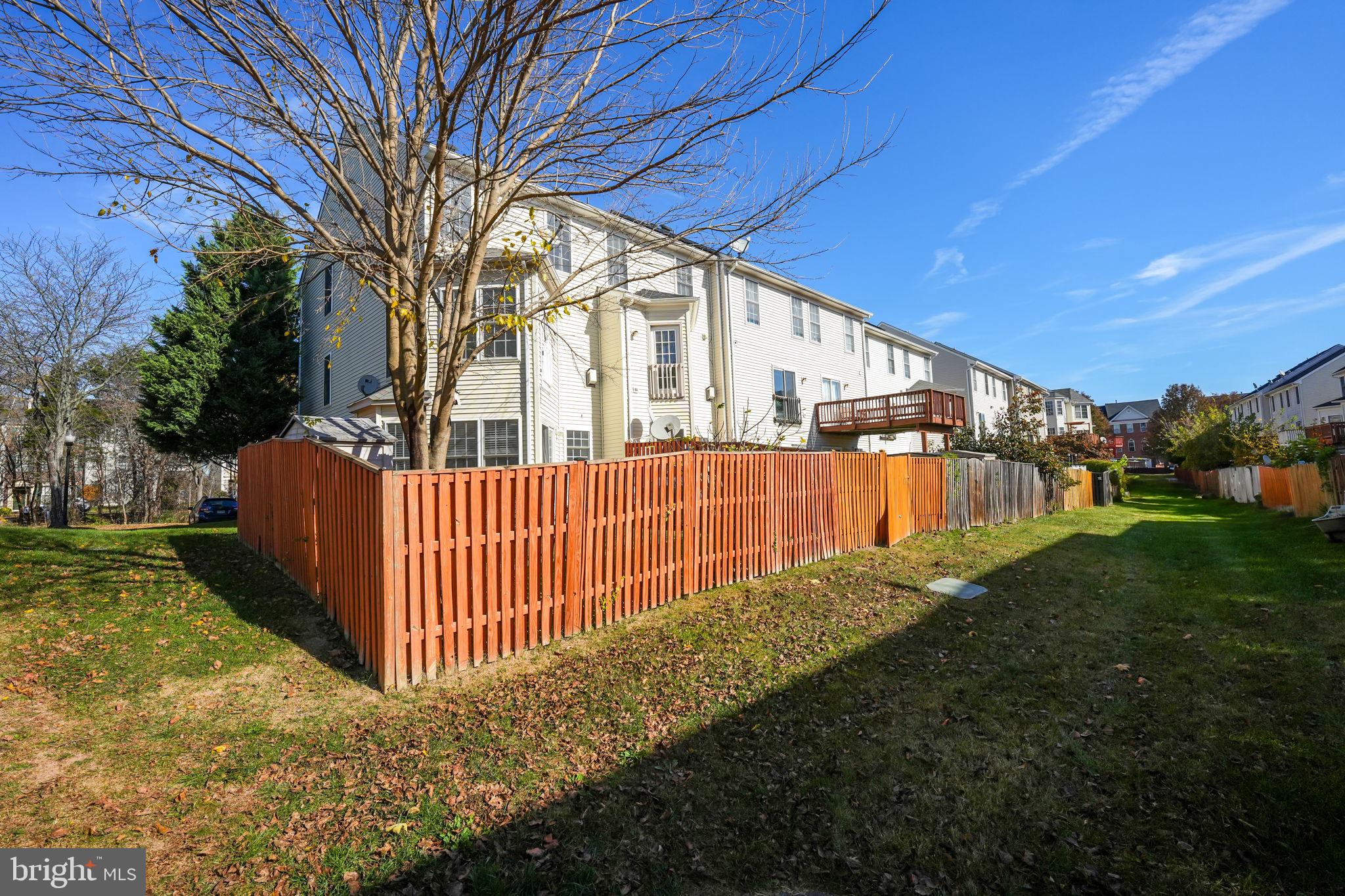 SOUTH RIDING - Residential