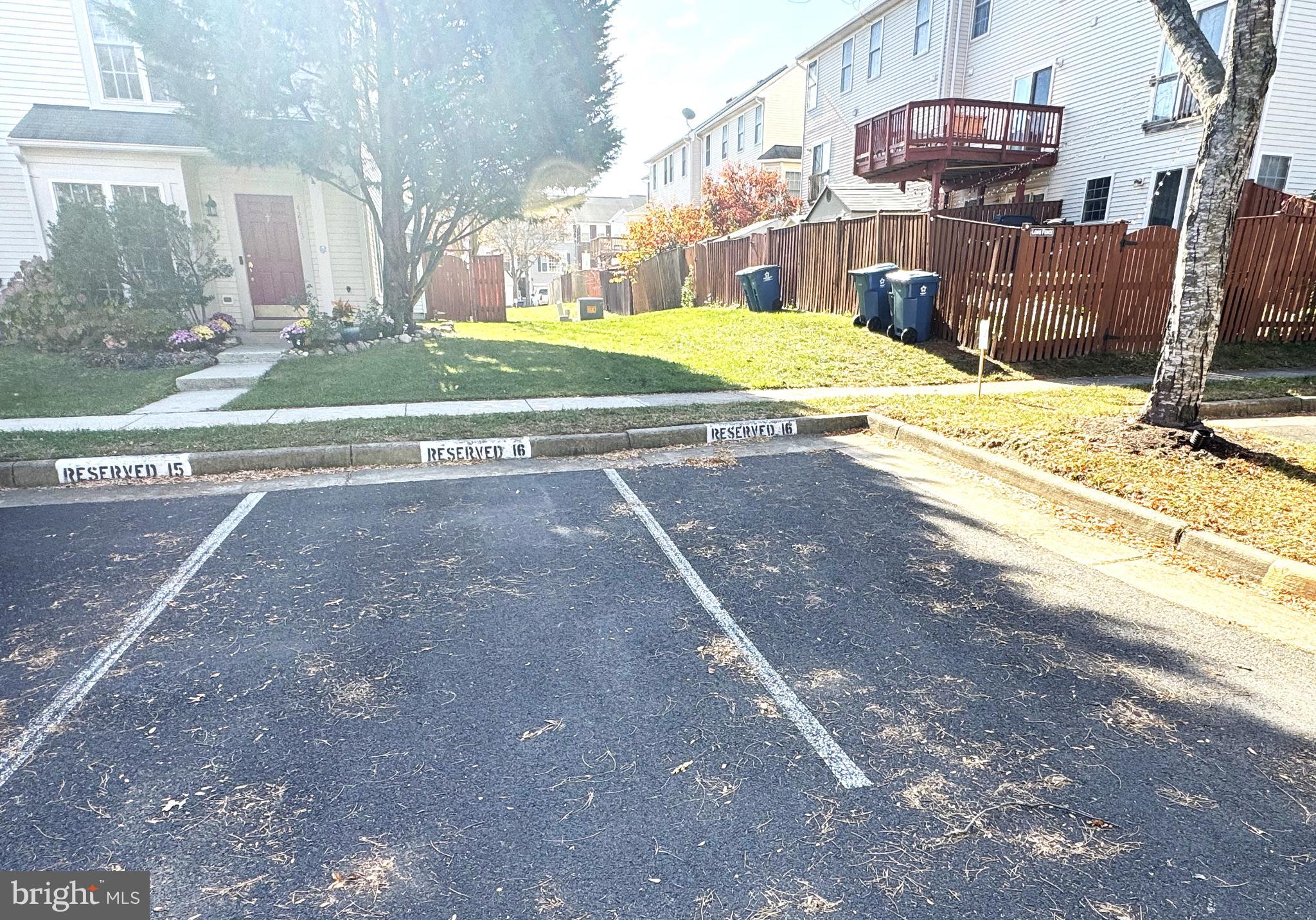 SOUTH RIDING - Residential