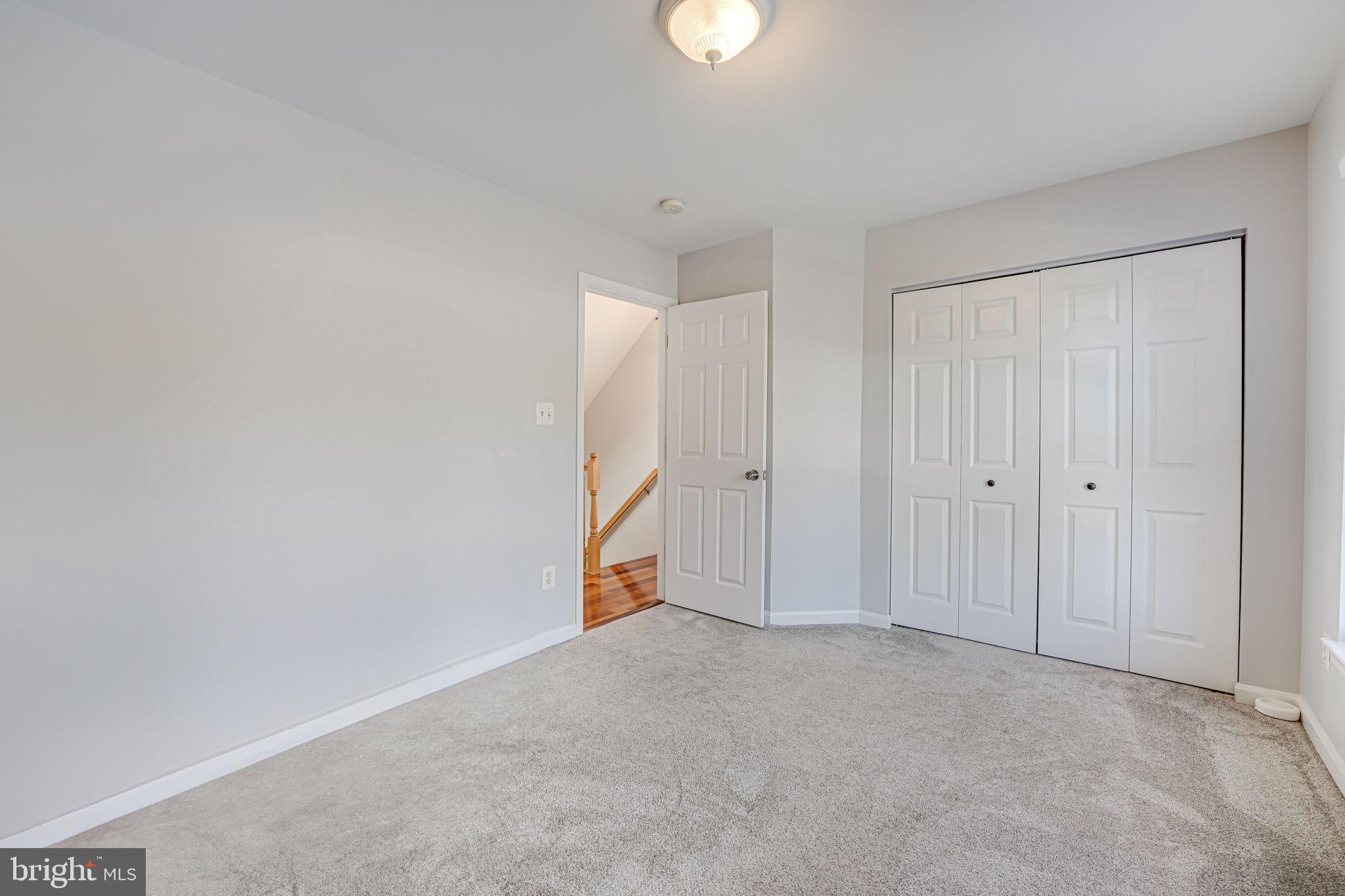 SOUTH RIDING - Residential