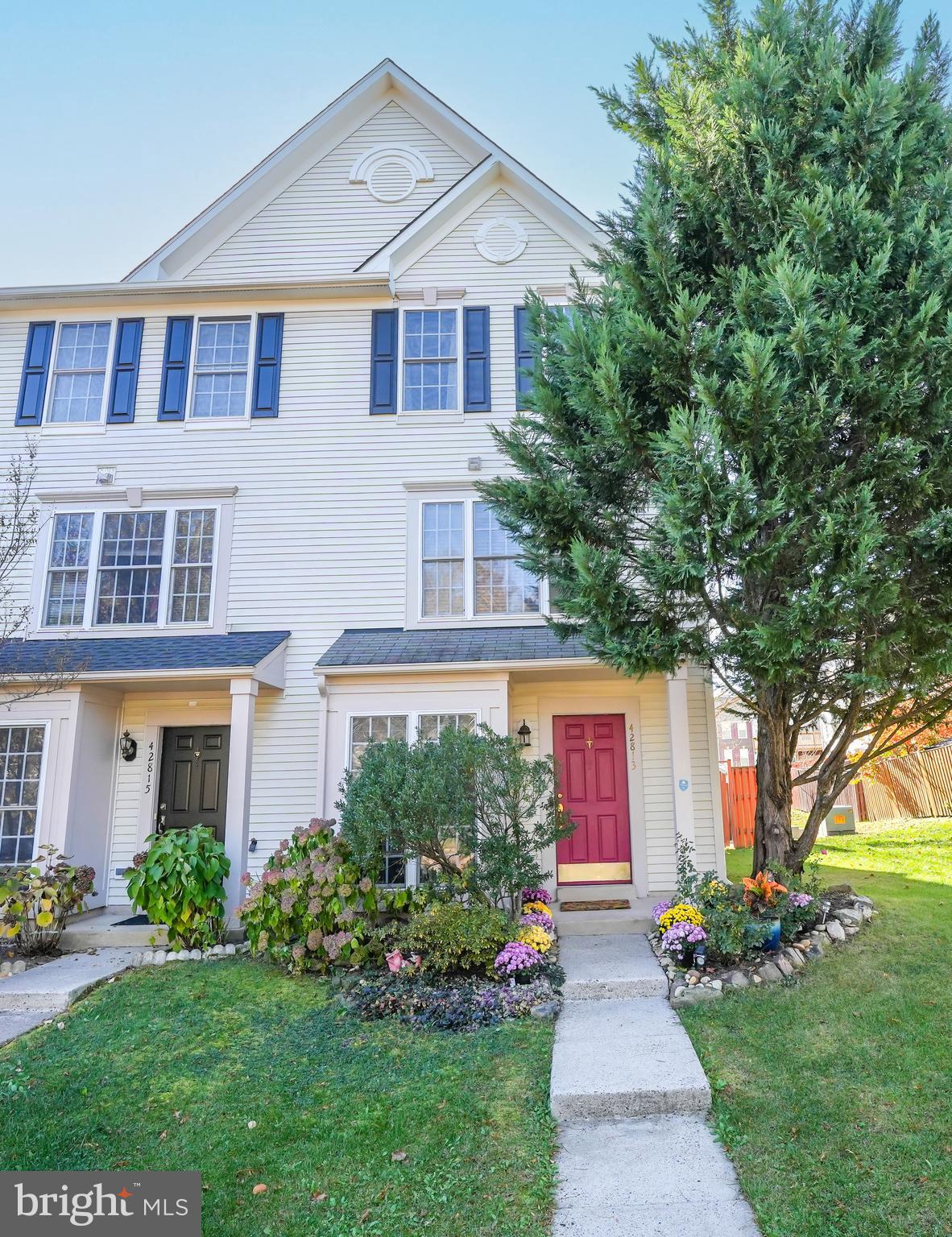 SOUTH RIDING - Residential