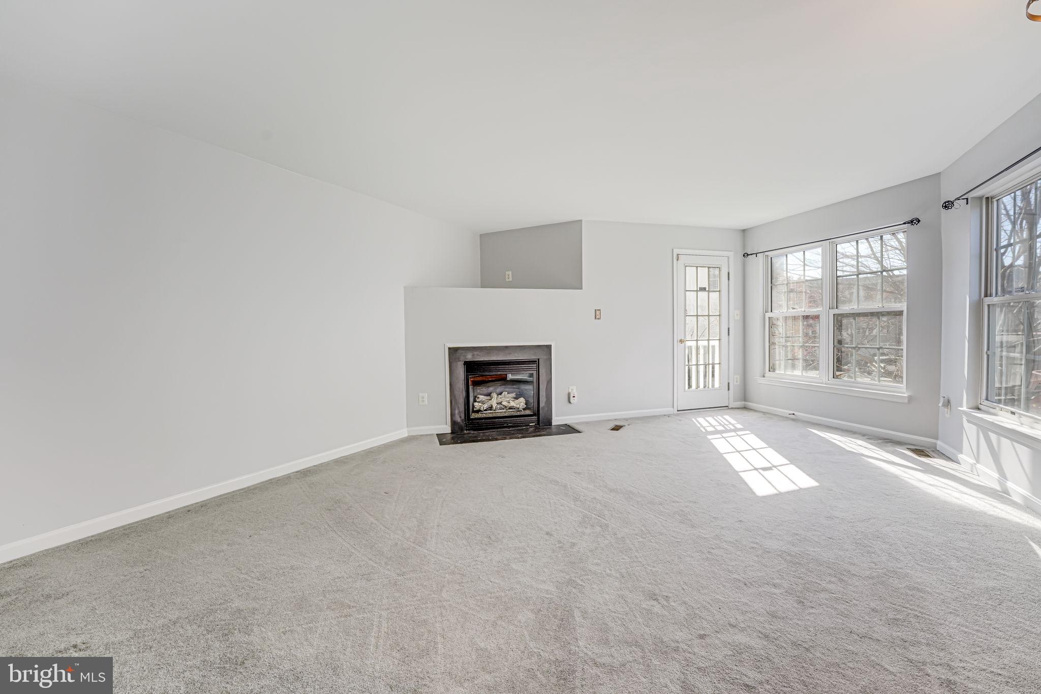 SOUTH RIDING - Residential