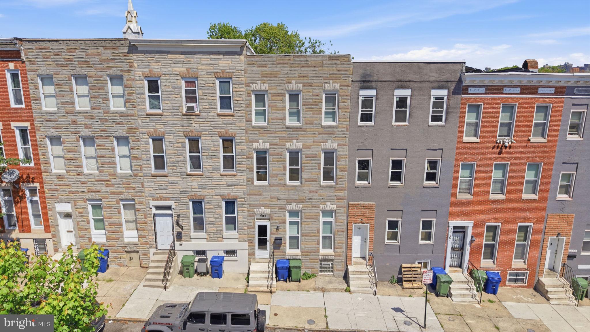 1361 N GILMOR STREET