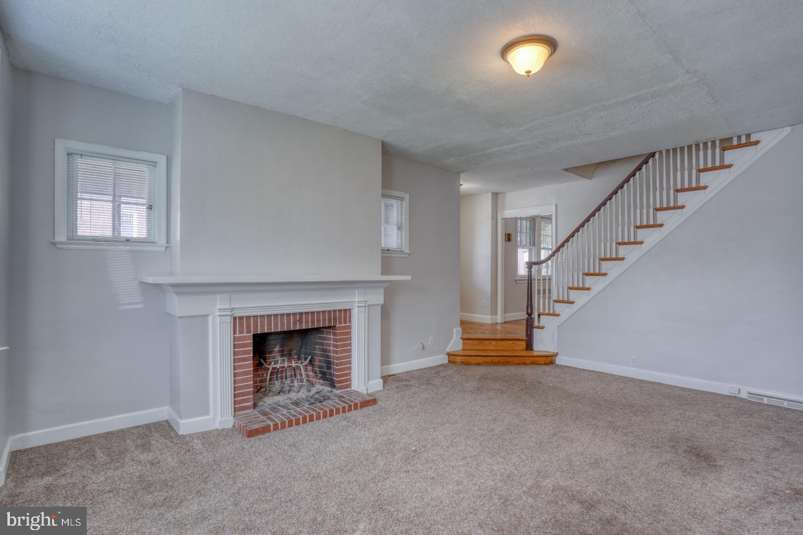 3101 N VAN BUREN STREET