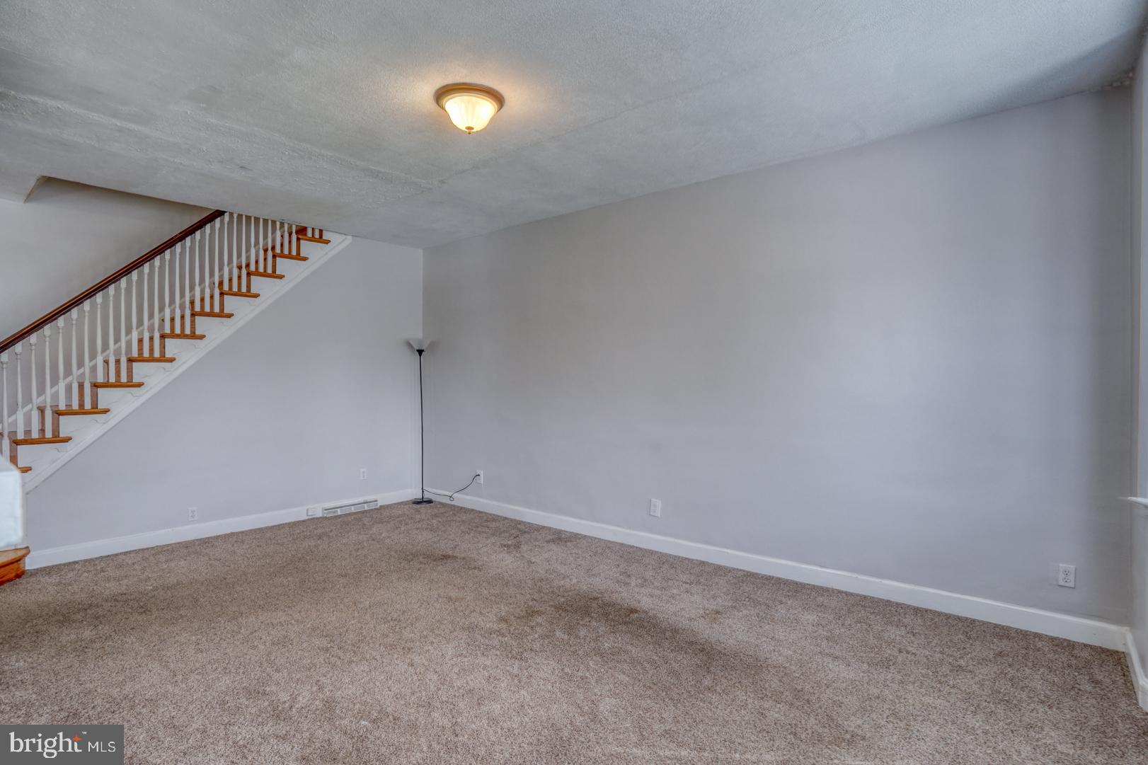 3101 N VAN BUREN STREET