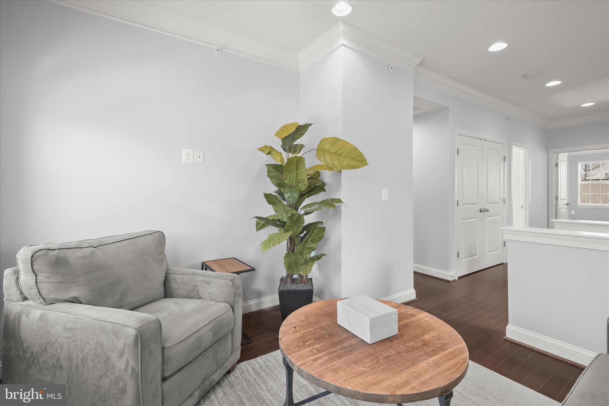 MAPLE LAWN - Residential