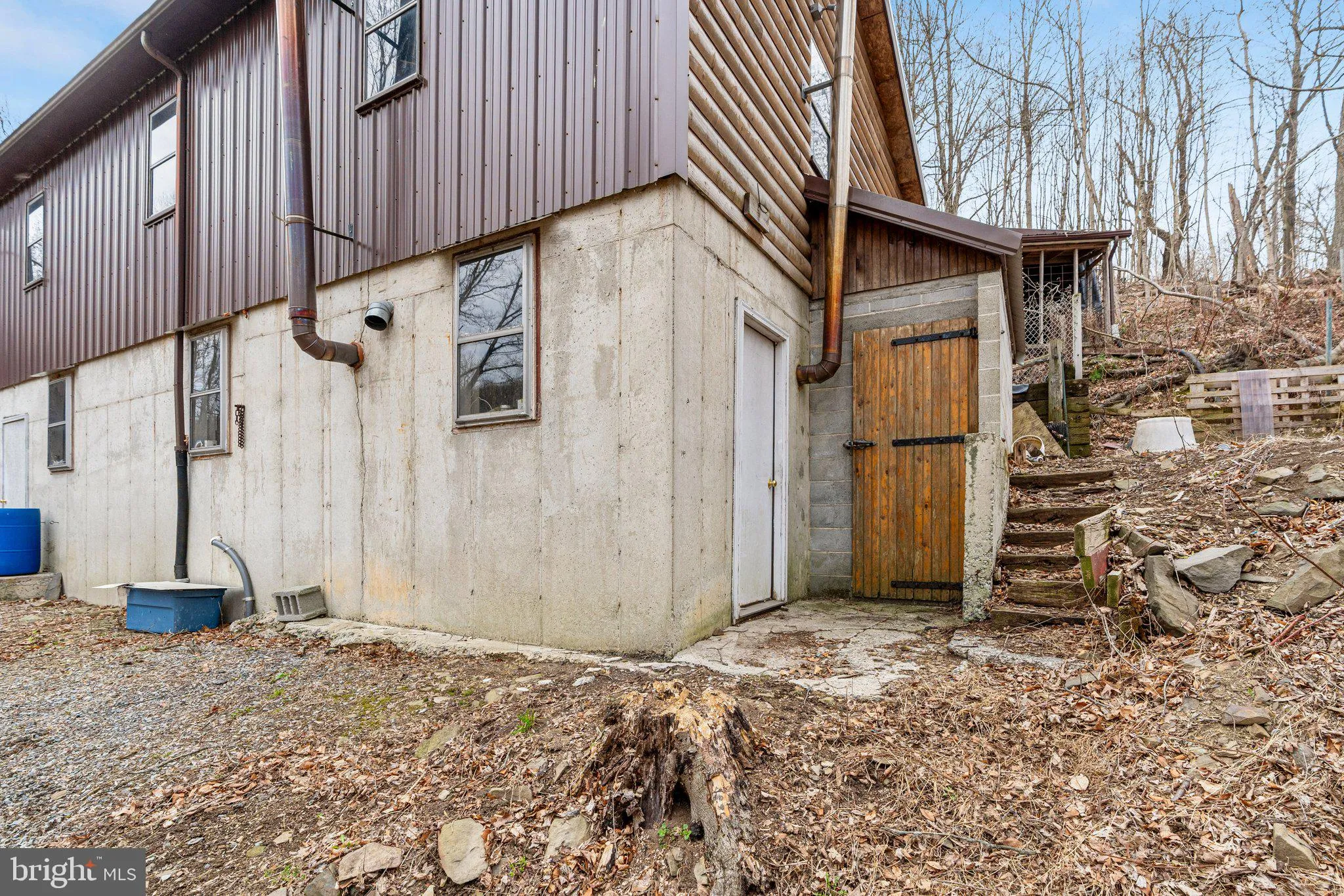 Kempton, Pennsylvania 19529, United States, 2 Bedrooms Bedrooms, ,2 BathroomsBathrooms,Residential,Active,98088