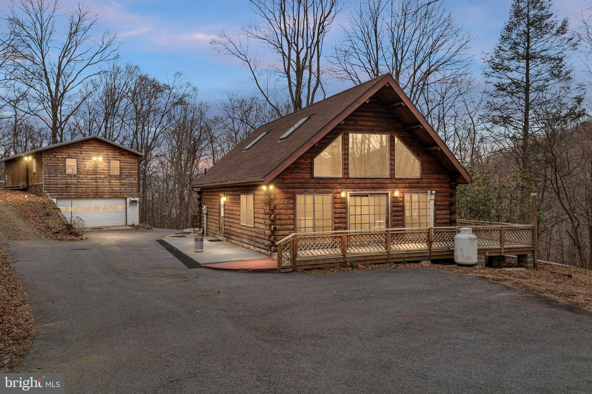 Kempton, Pennsylvania 19529, United States, 2 Bedrooms Bedrooms, ,2 BathroomsBathrooms,Residential,Active,98088