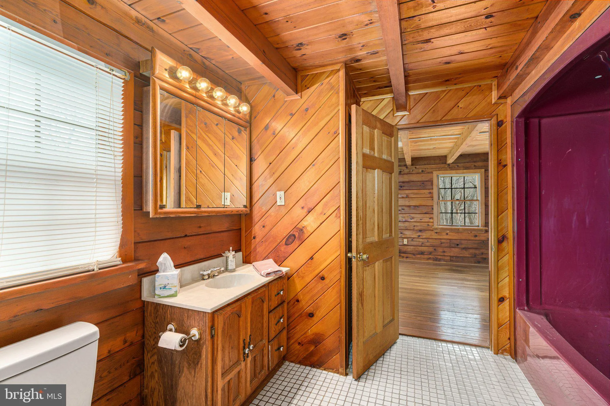 Kempton, Pennsylvania 19529, United States, 2 Bedrooms Bedrooms, ,2 BathroomsBathrooms,Residential,Active,98088