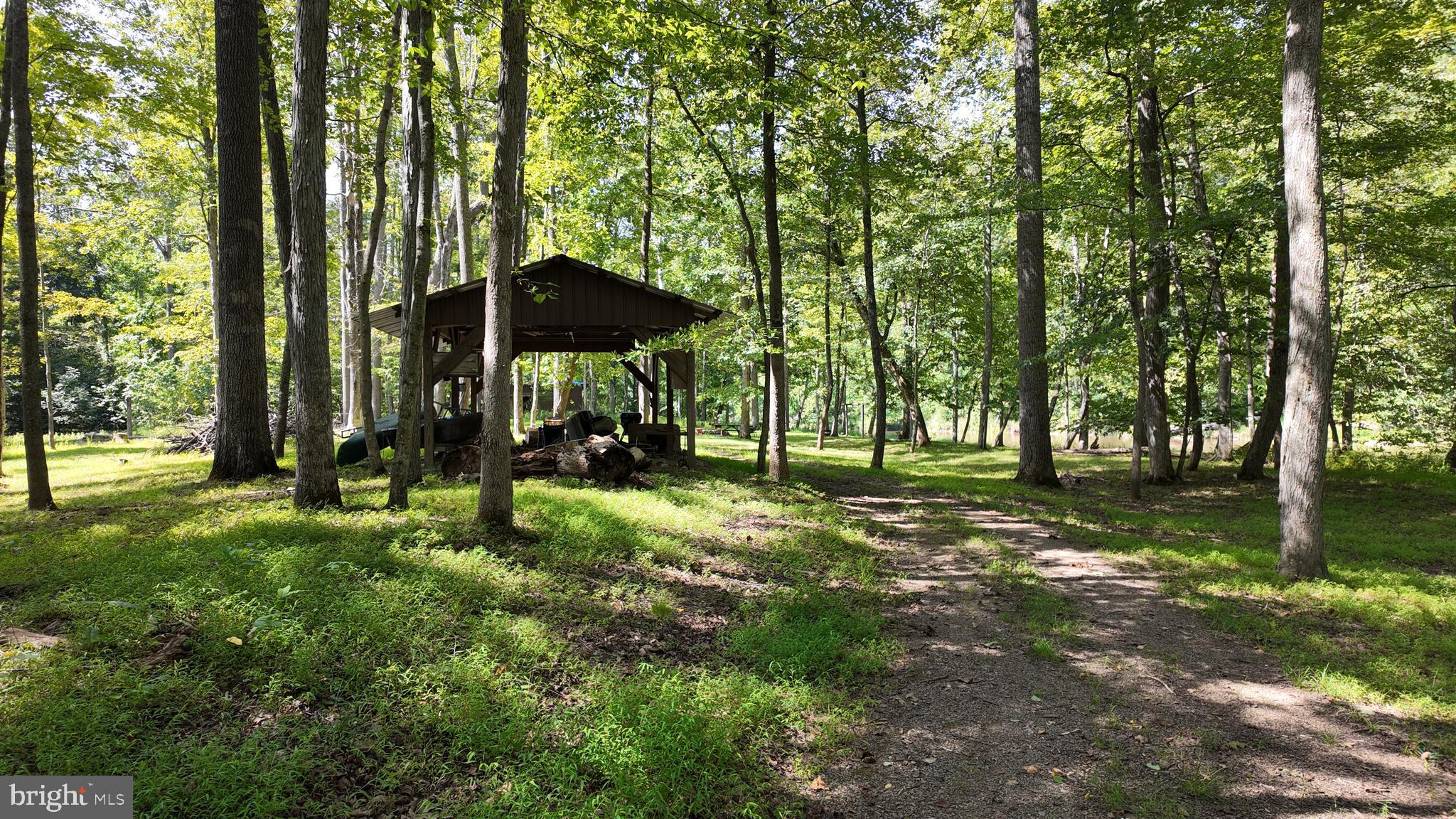 121 LIMESTONE POND LANE
