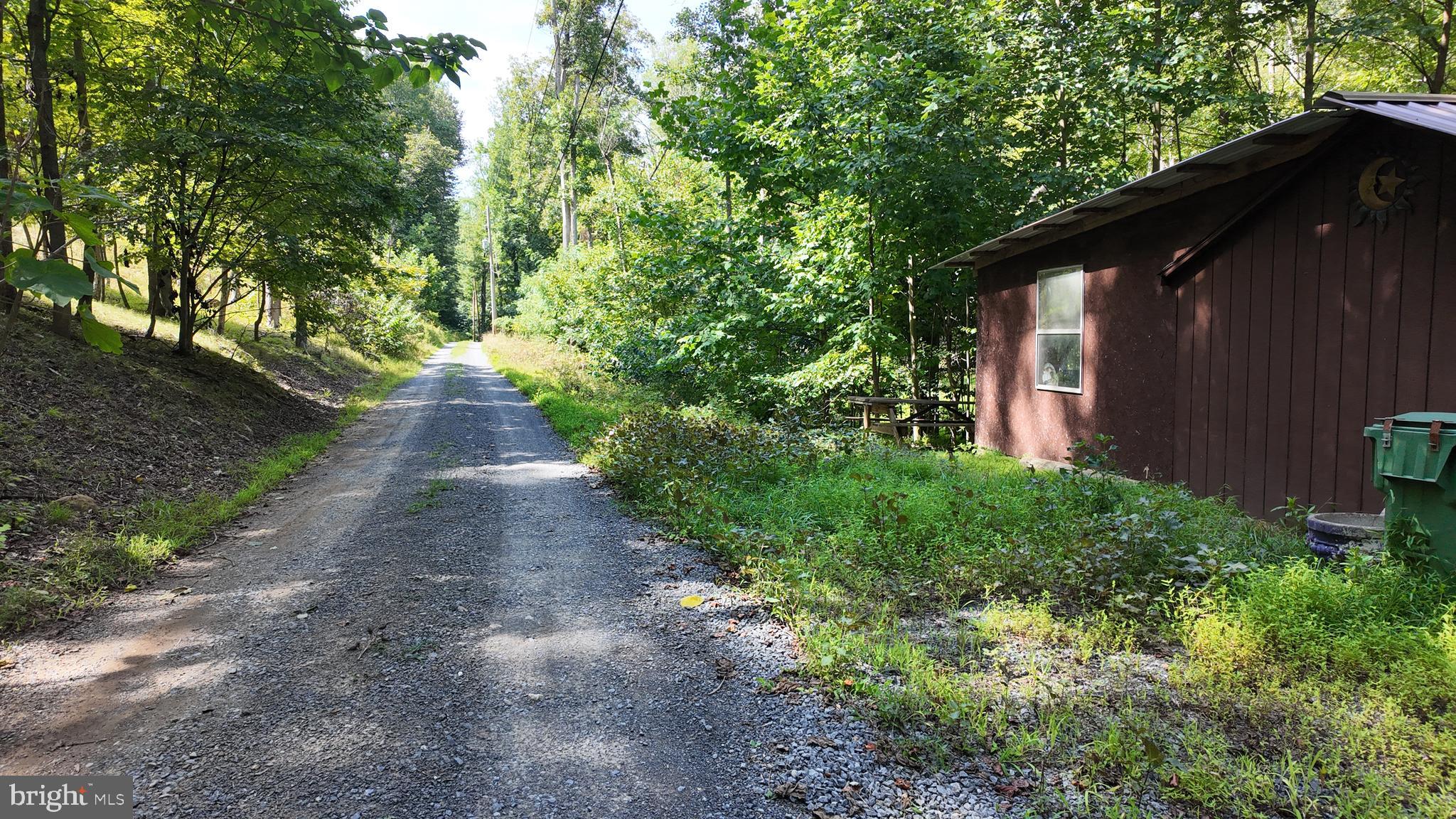 121 LIMESTONE POND LANE