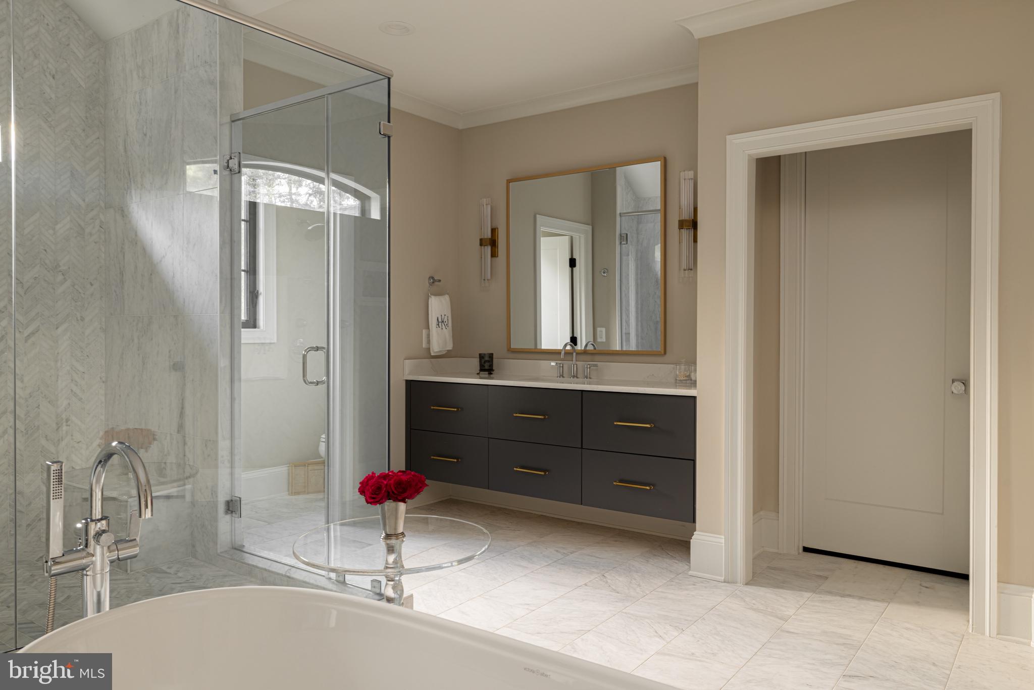 DOLLEY MADISON - Residential