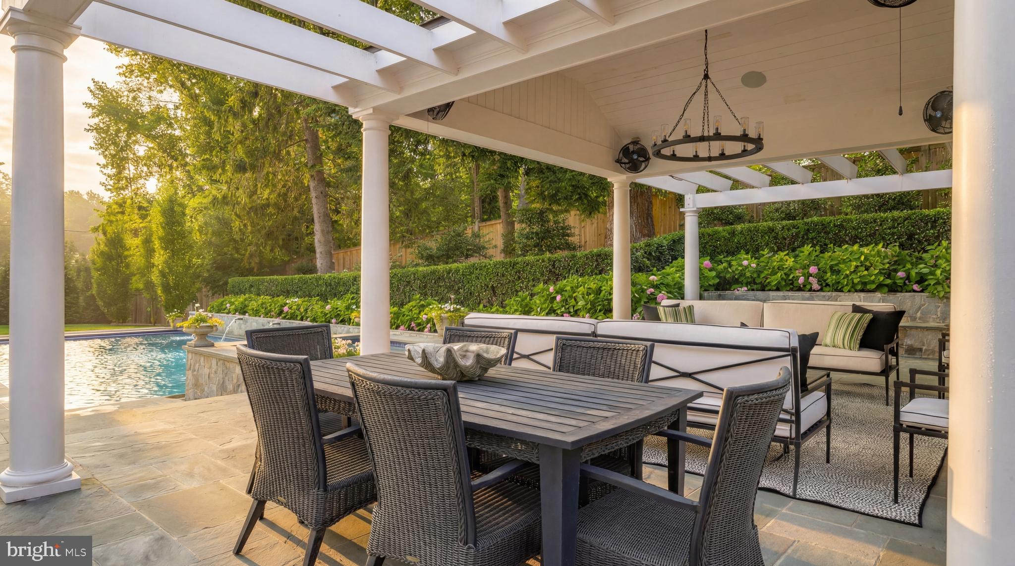 DOLLEY MADISON - Residential