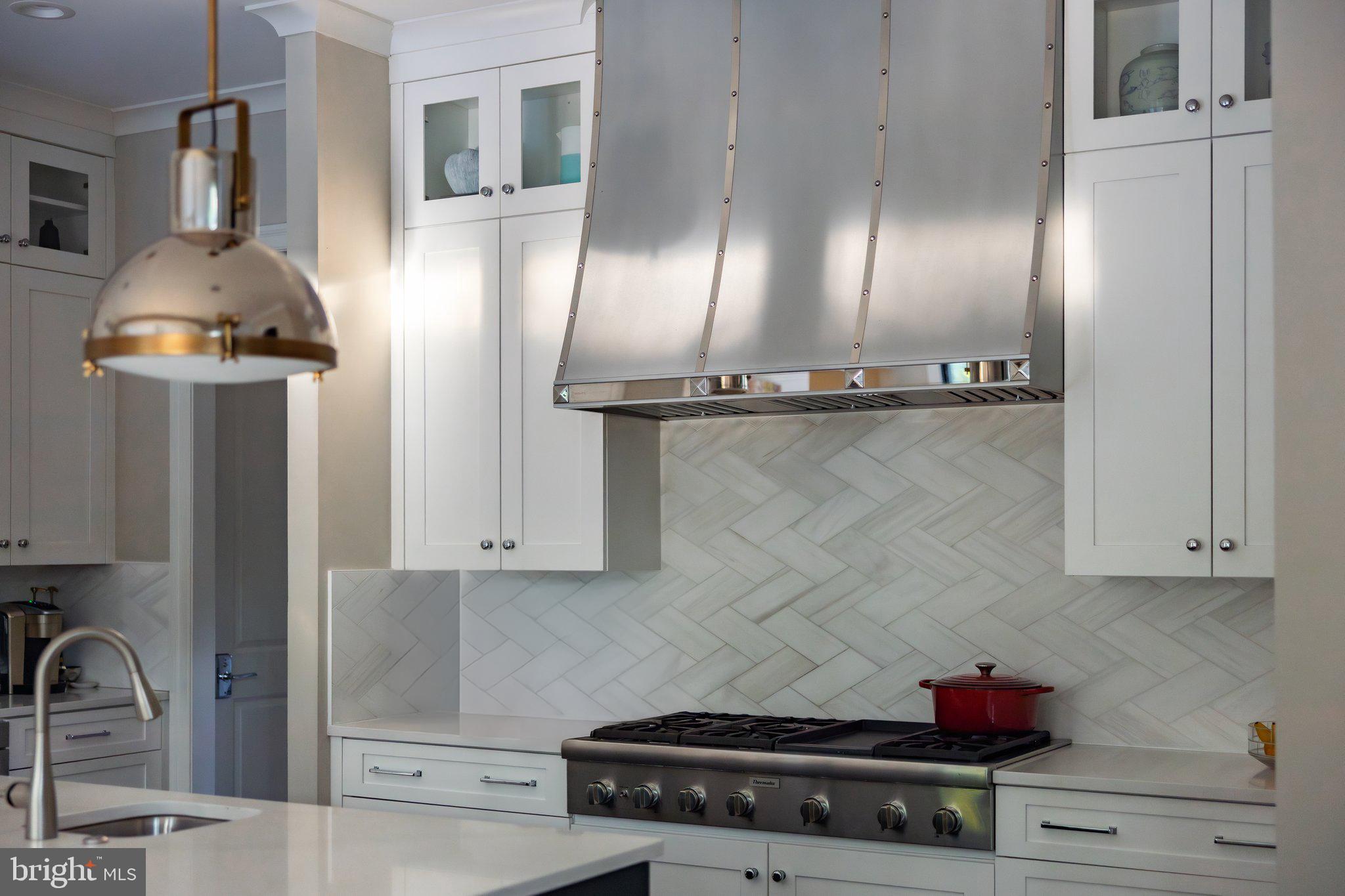 DOLLEY MADISON - Residential