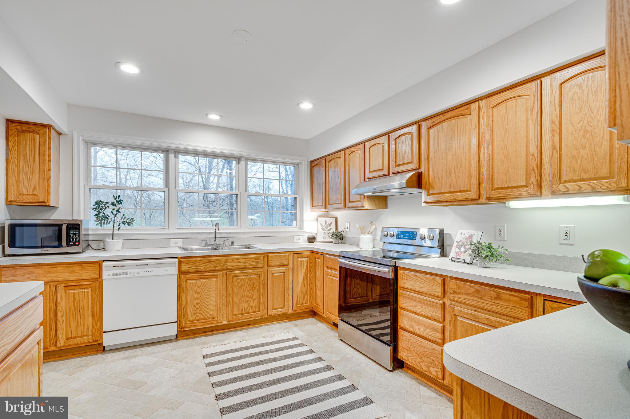 YORKSHIRE ACRES - Residential