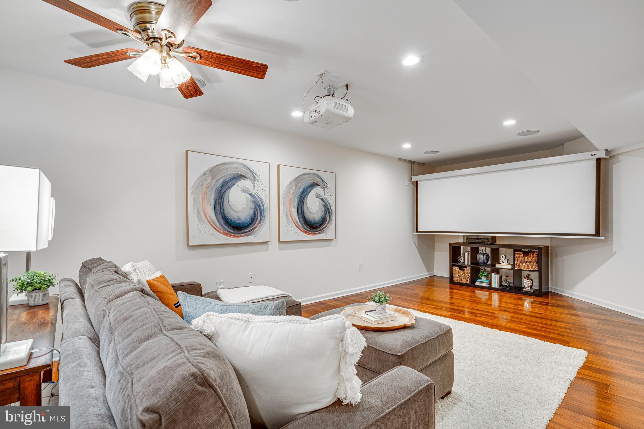 YORKSHIRE ACRES - Residential