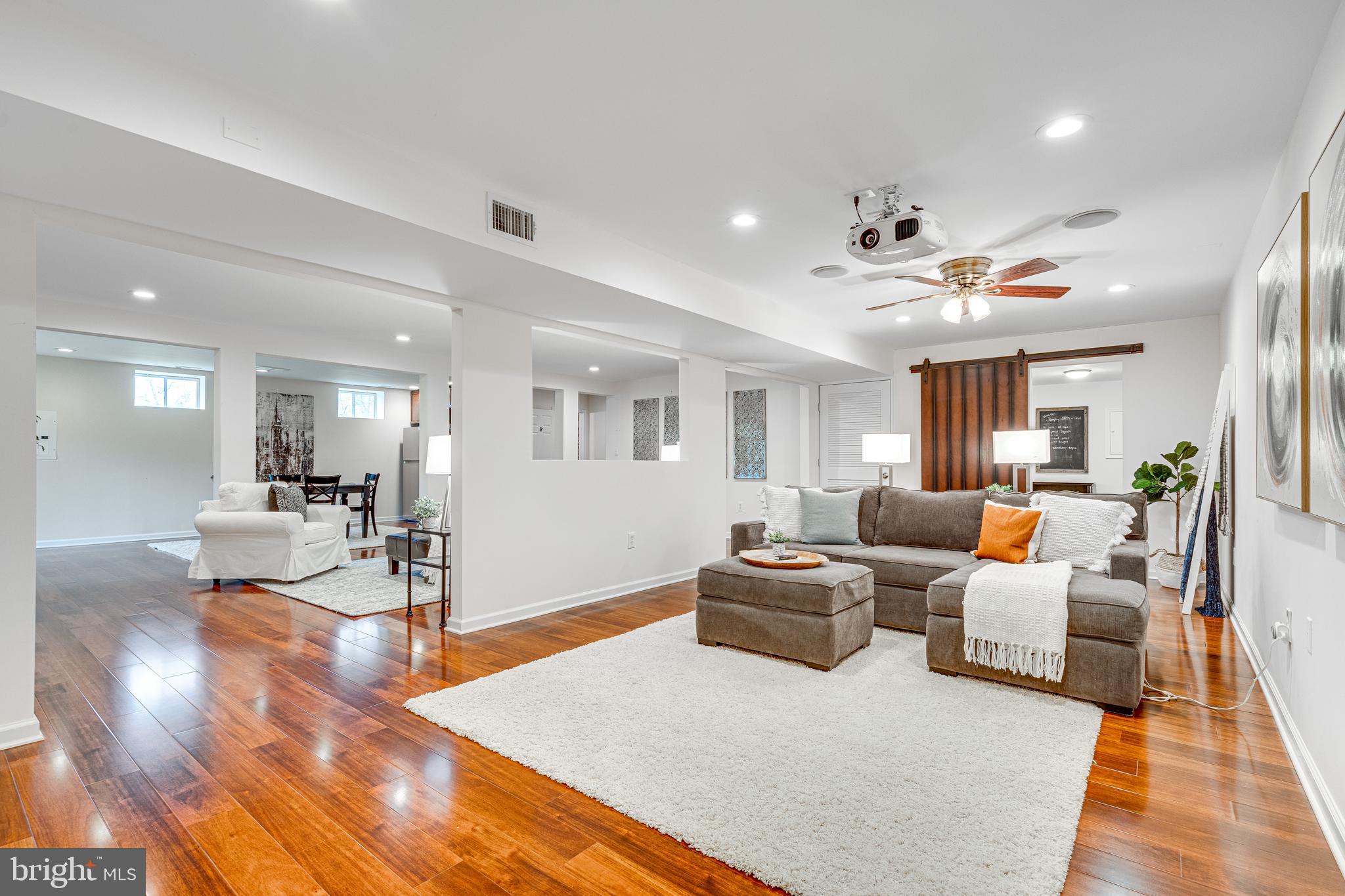 YORKSHIRE ACRES - Residential