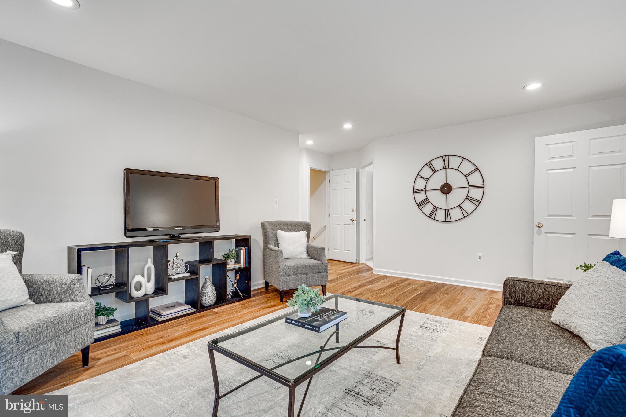 YORKSHIRE ACRES - Residential