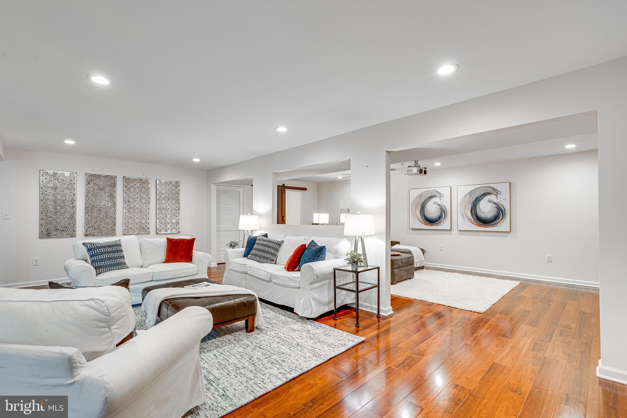 YORKSHIRE ACRES - Residential