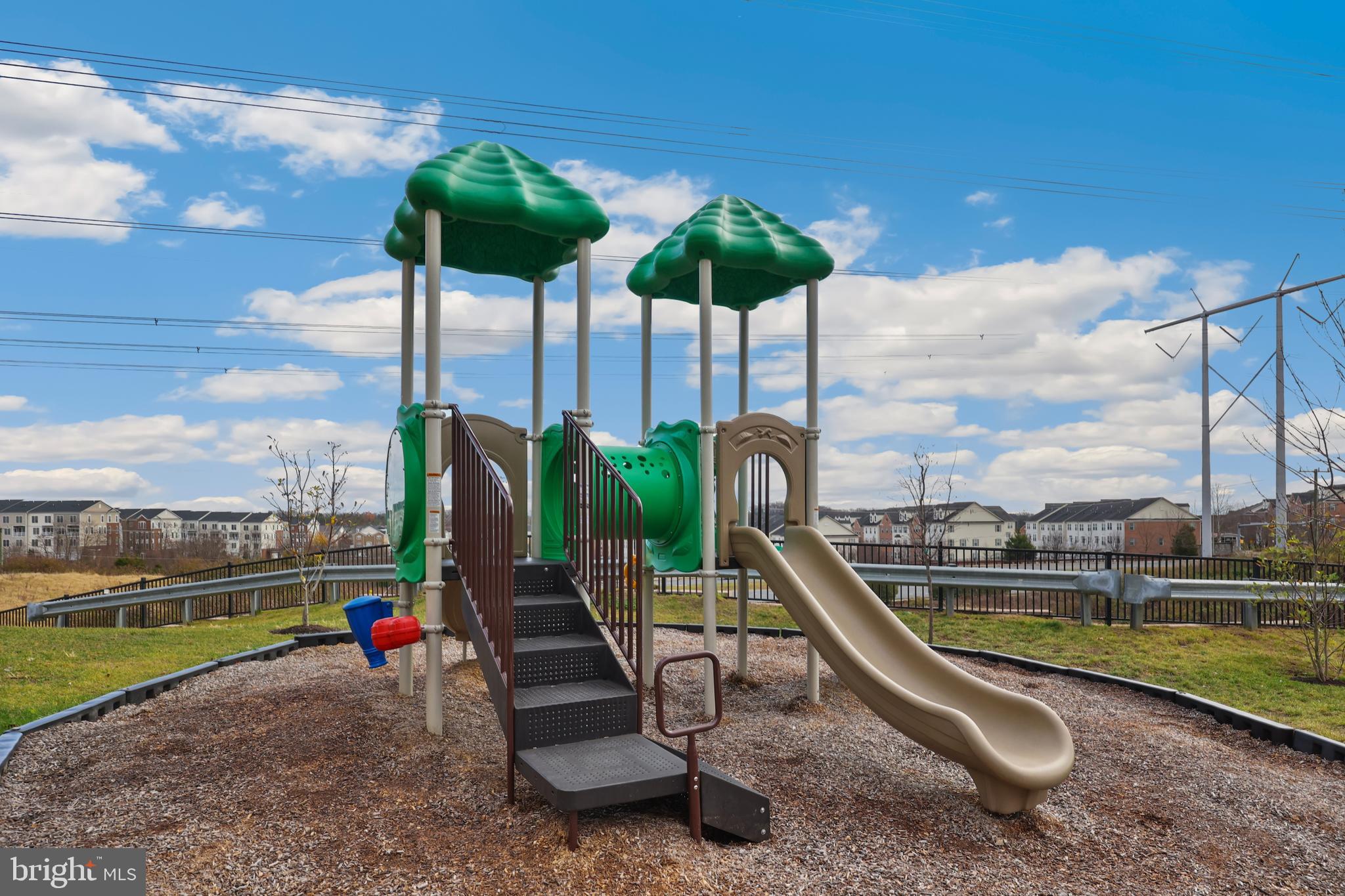 POTOMAC TOWN CENTER - Residential Lease