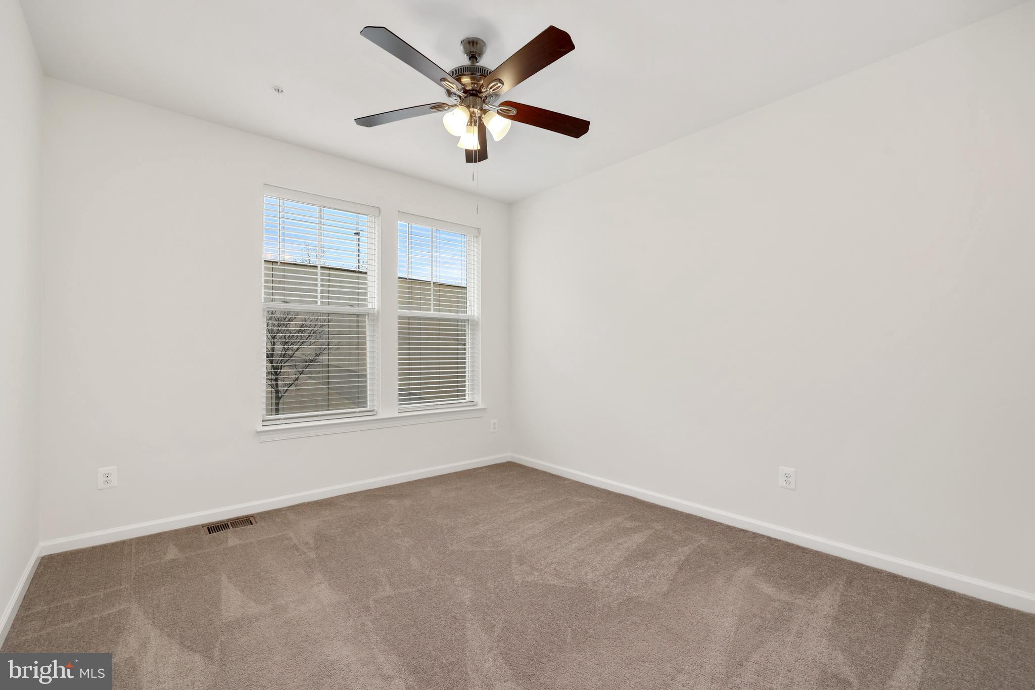 POTOMAC TOWN CENTER - Residential Lease