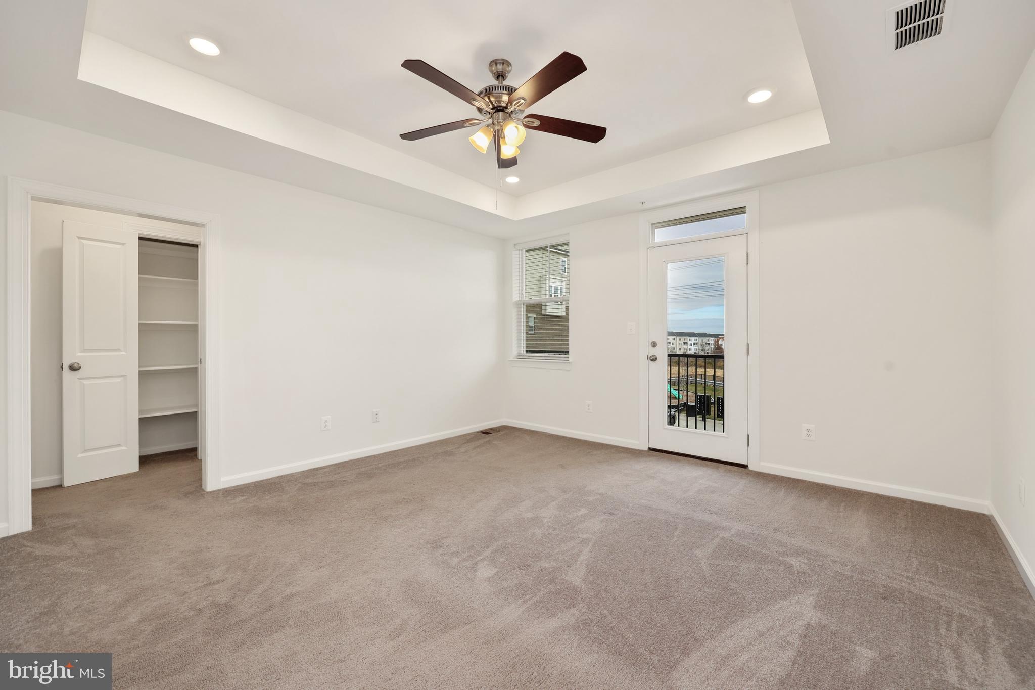 POTOMAC TOWN CENTER - Residential Lease