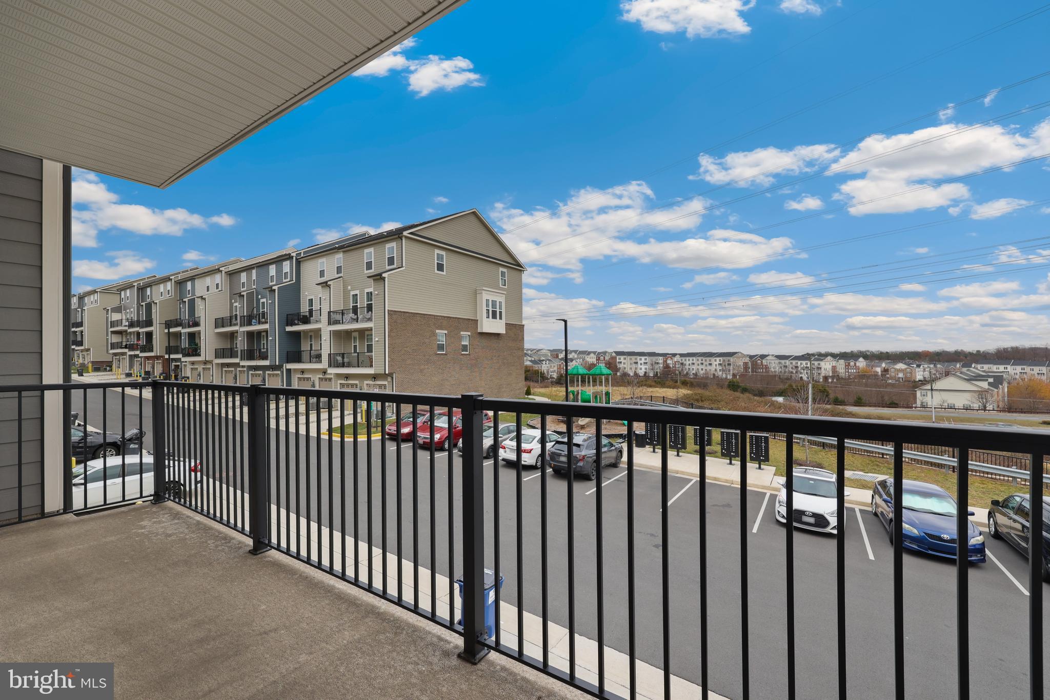 POTOMAC TOWN CENTER - Residential Lease