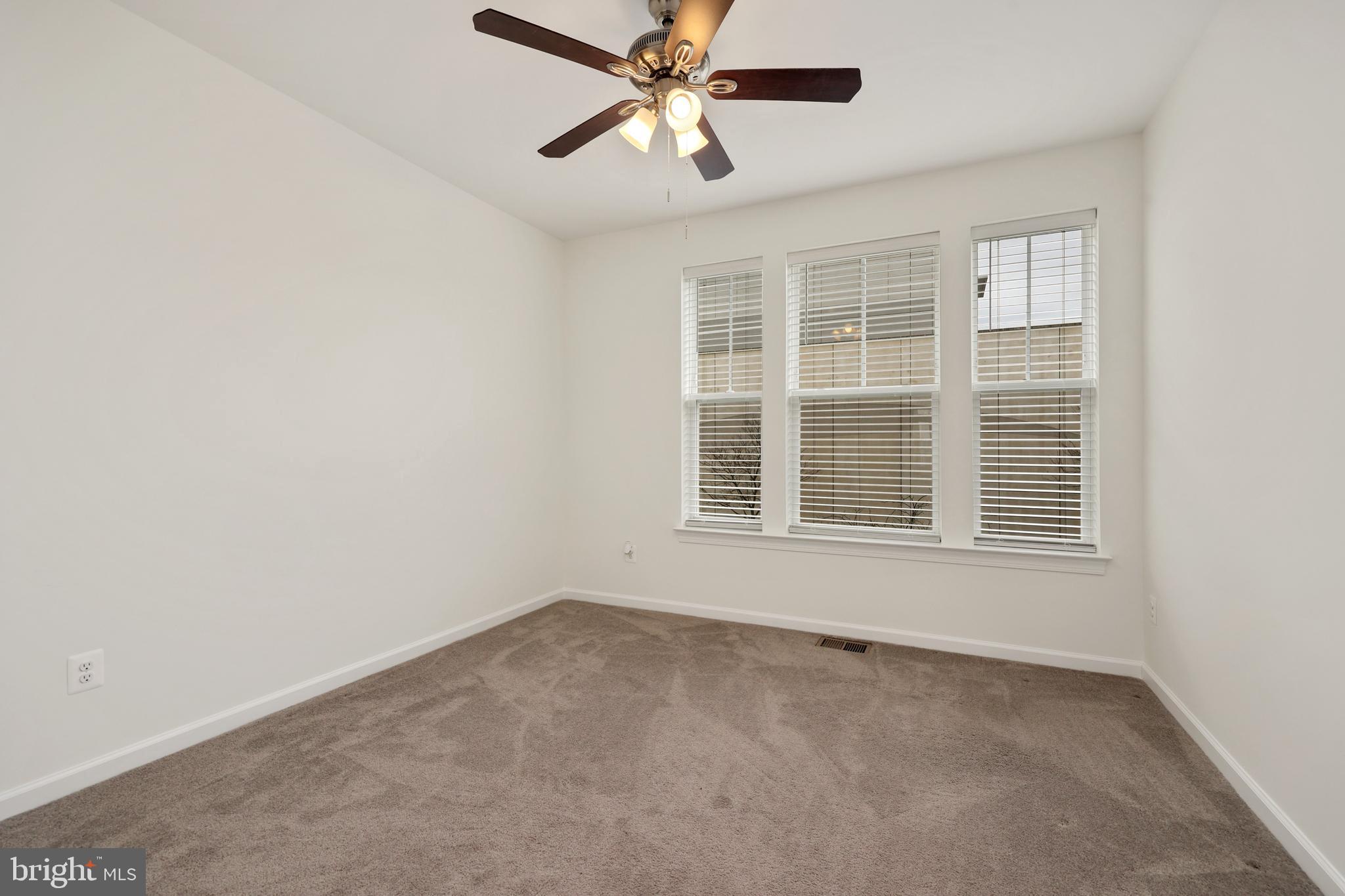 POTOMAC TOWN CENTER - Residential Lease