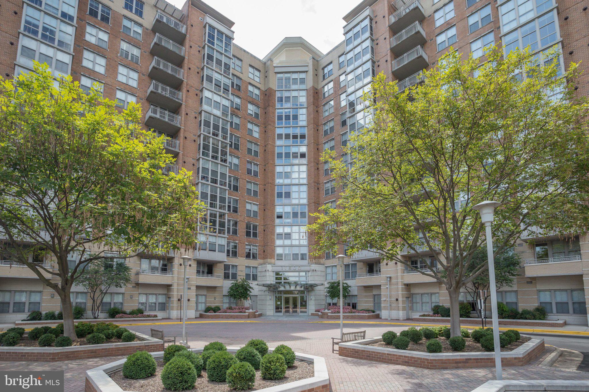 CARLTON HOUSE - Residential