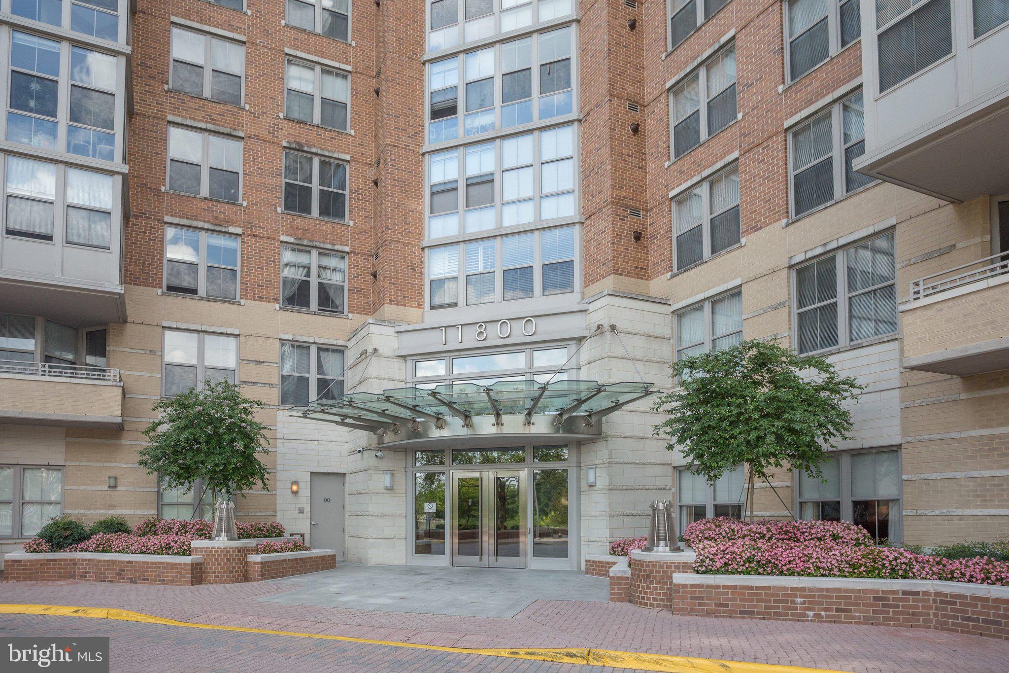 CARLTON HOUSE - Residential