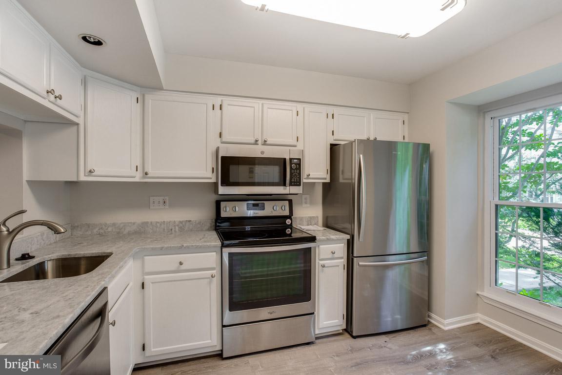 GLENSHIRE TOWNE - Residential