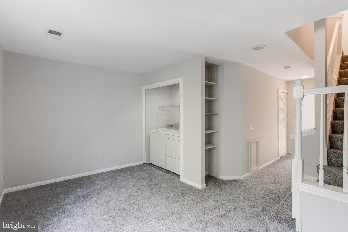 GLENSHIRE TOWNE - Residential