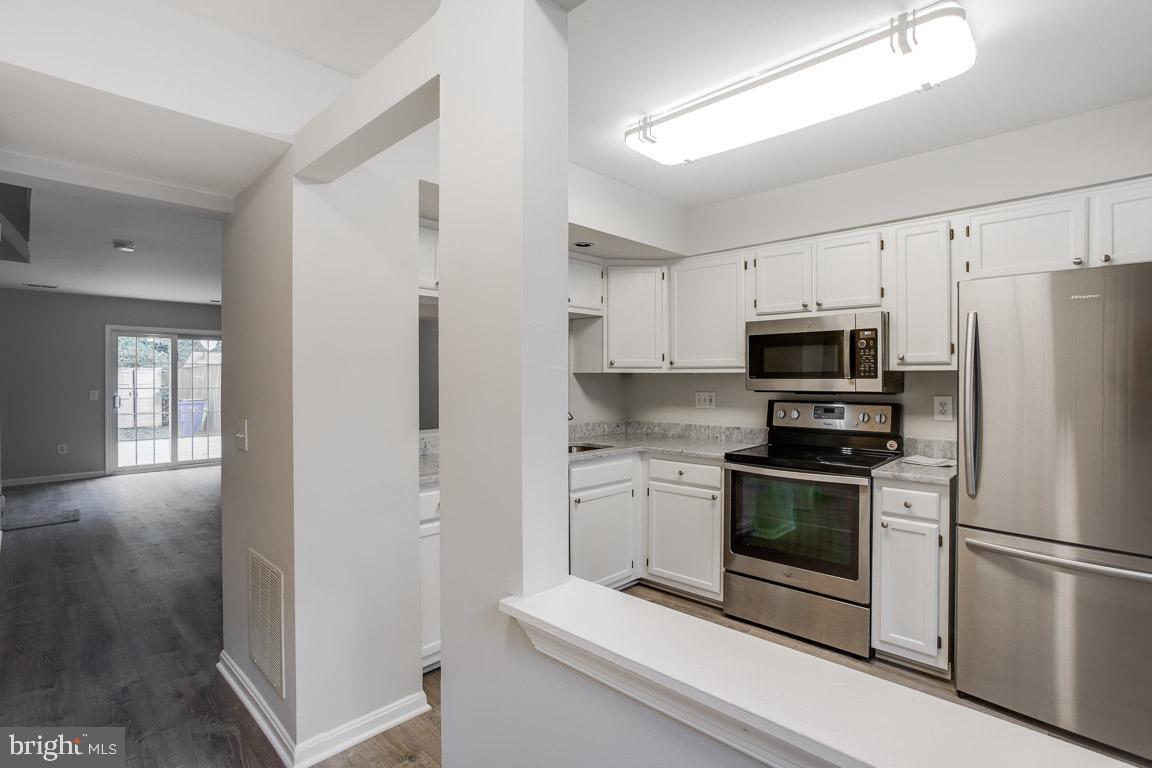 GLENSHIRE TOWNE - Residential