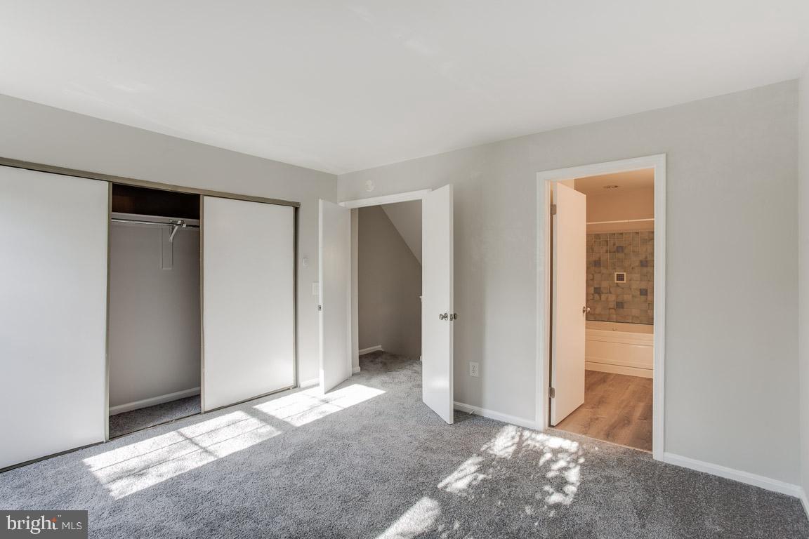 GLENSHIRE TOWNE - Residential