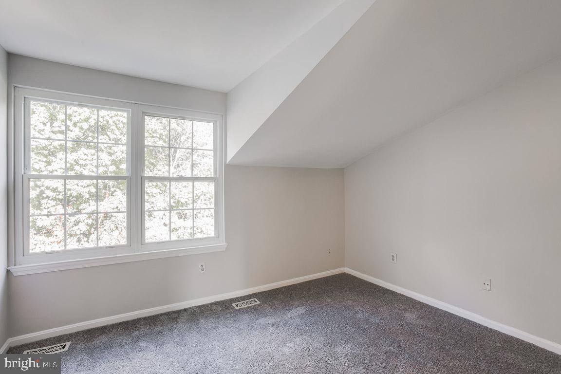 GLENSHIRE TOWNE - Residential