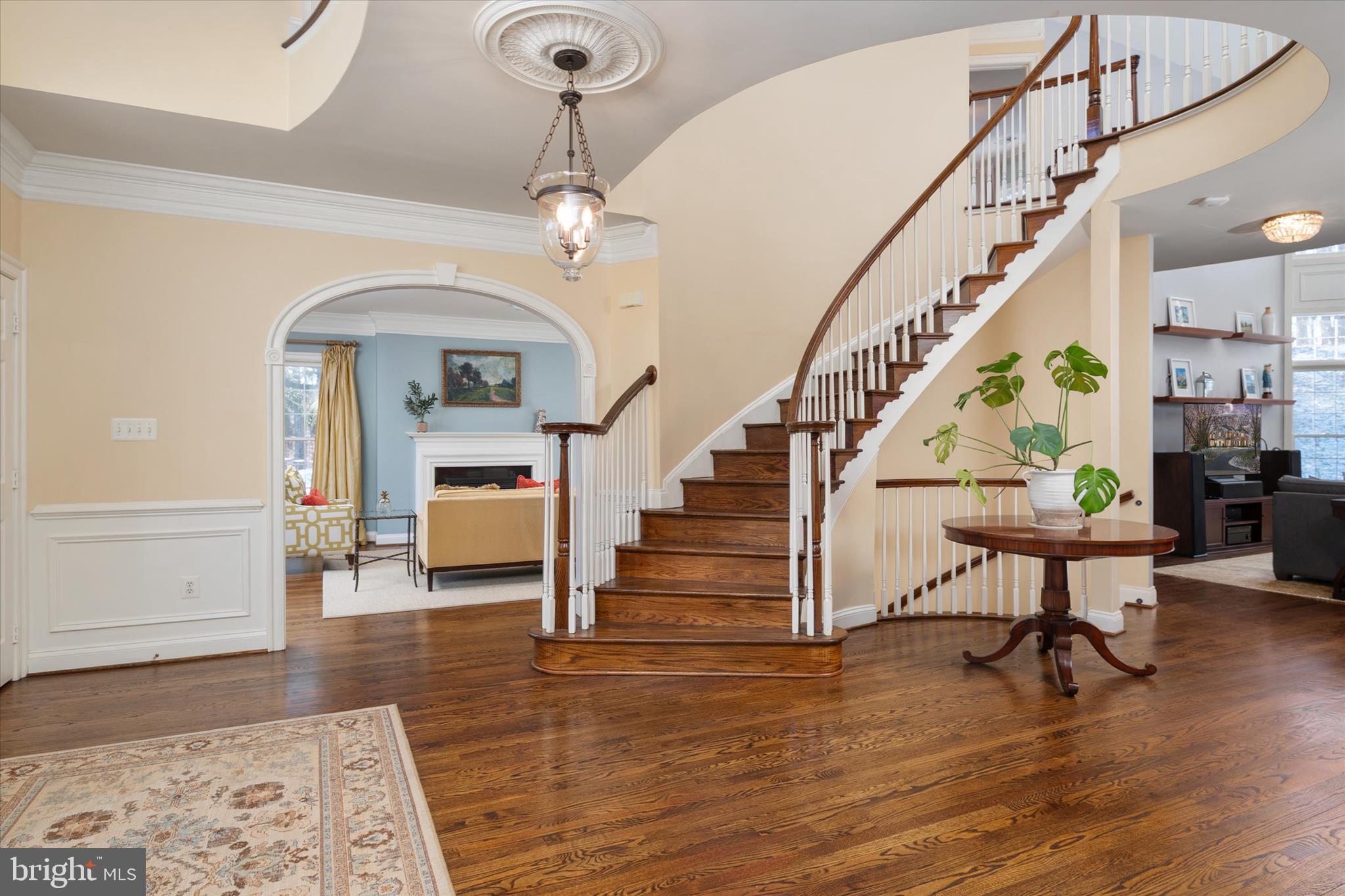 SOUTH RIVER COLONY - Residential