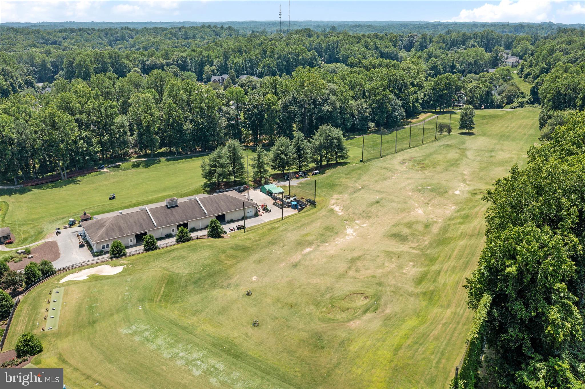 SOUTH RIVER COLONY - Residential