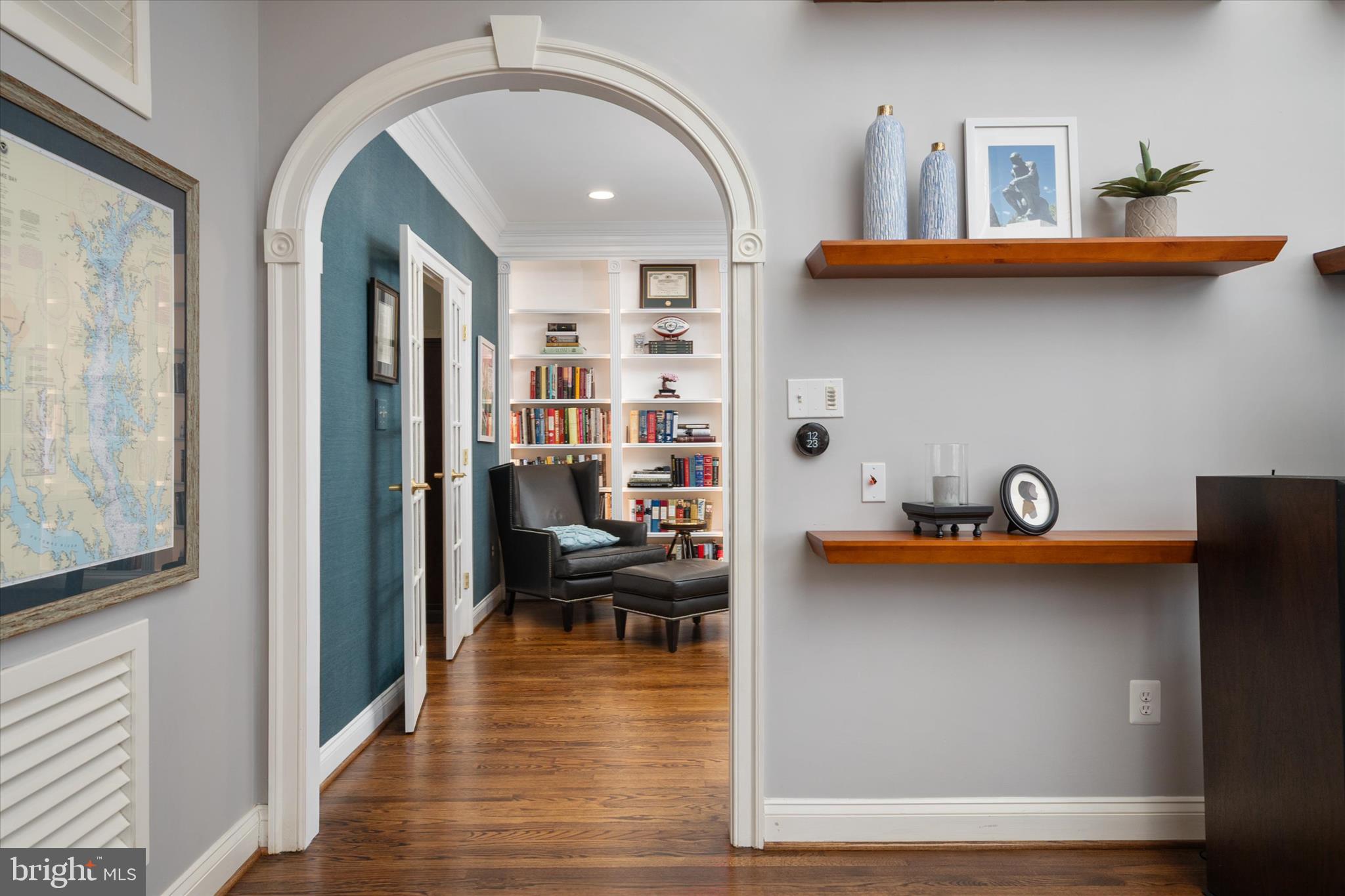 SOUTH RIVER COLONY - Residential