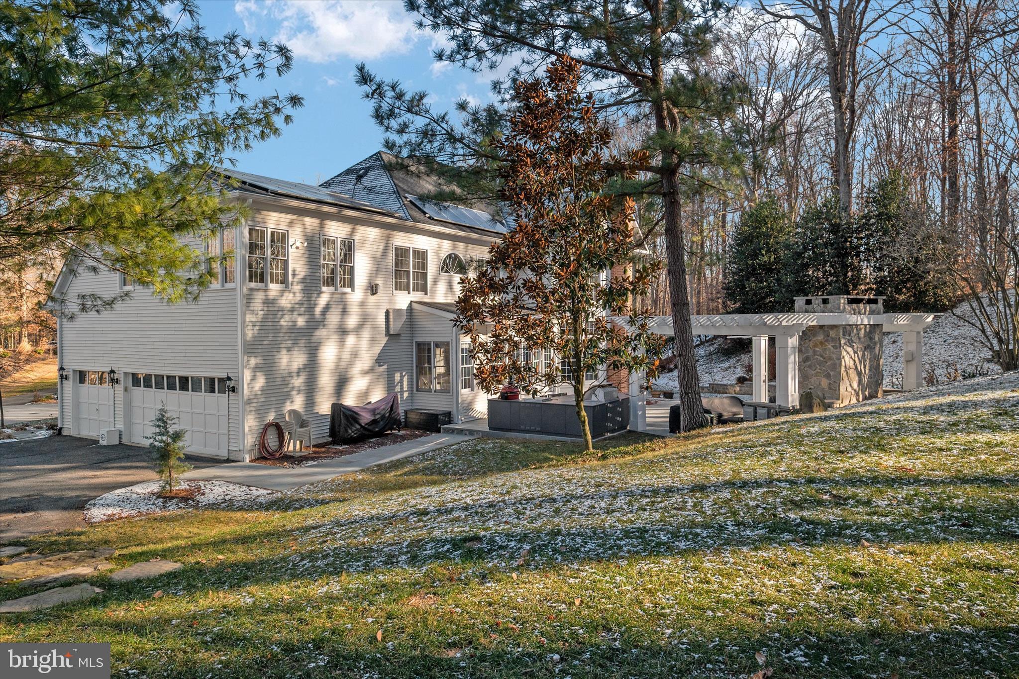 SOUTH RIVER COLONY - Residential