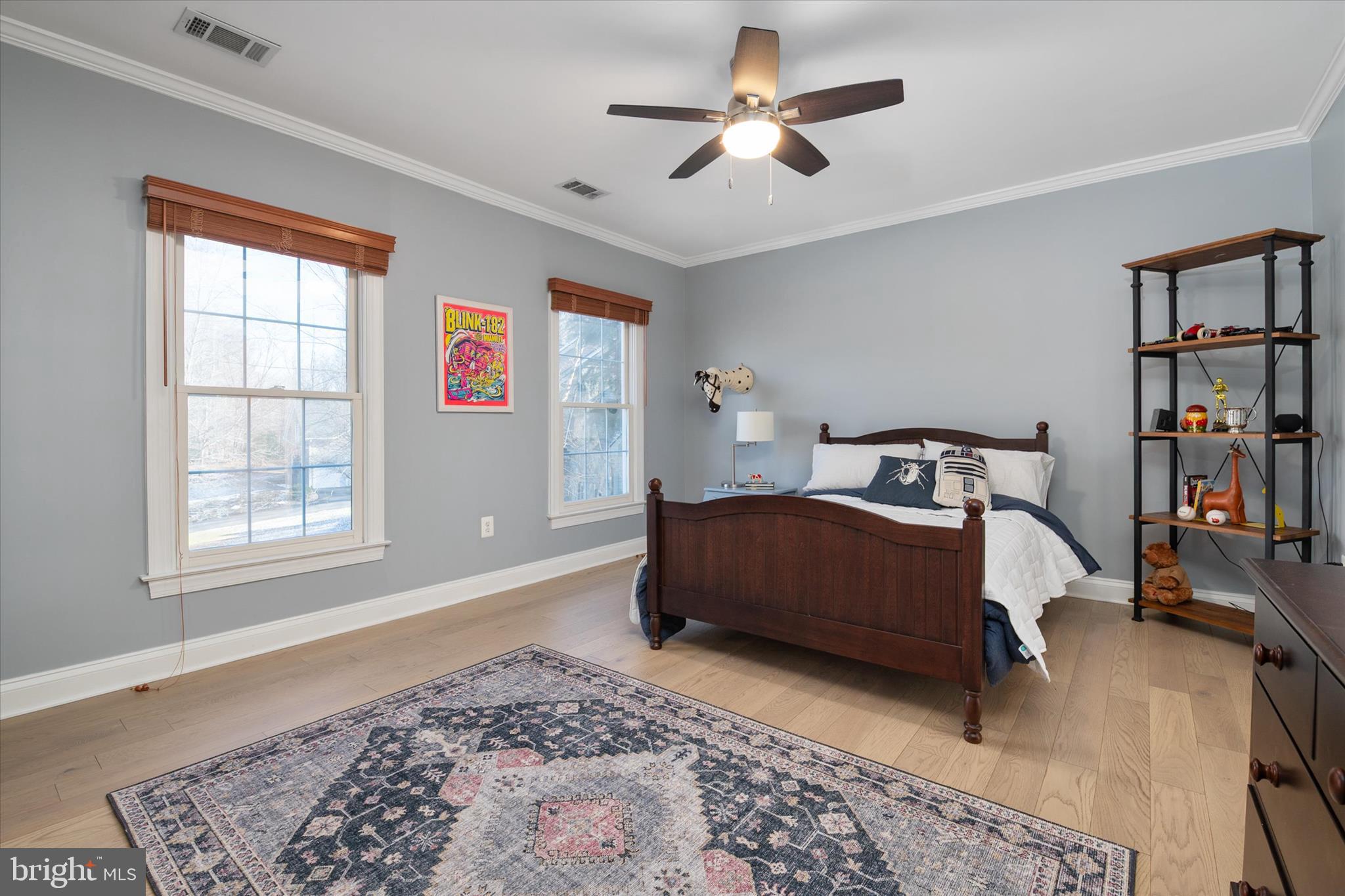 SOUTH RIVER COLONY - Residential