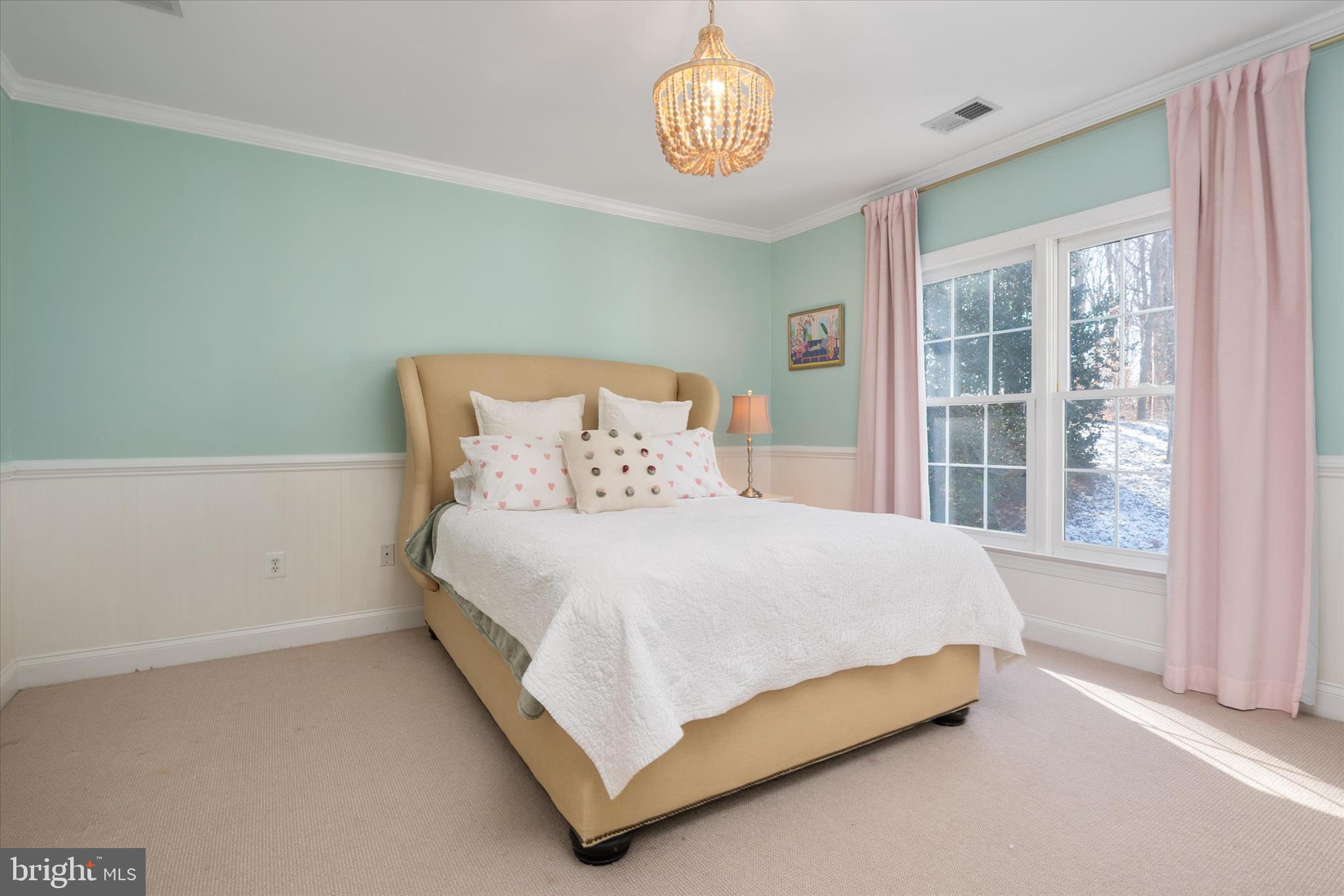 SOUTH RIVER COLONY - Residential