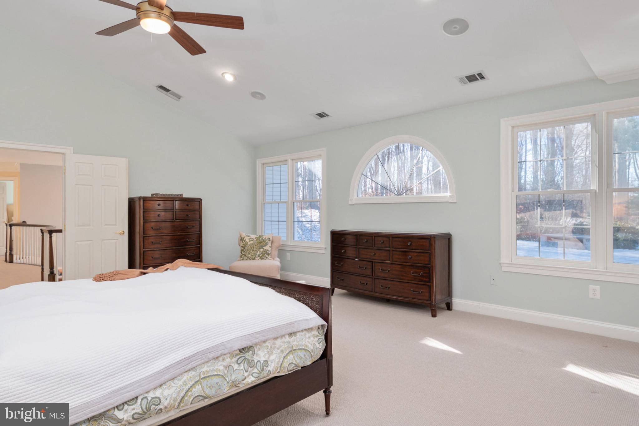 SOUTH RIVER COLONY - Residential