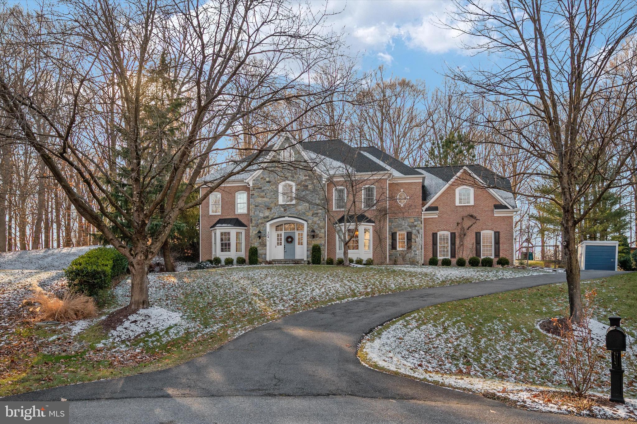 SOUTH RIVER COLONY - Residential