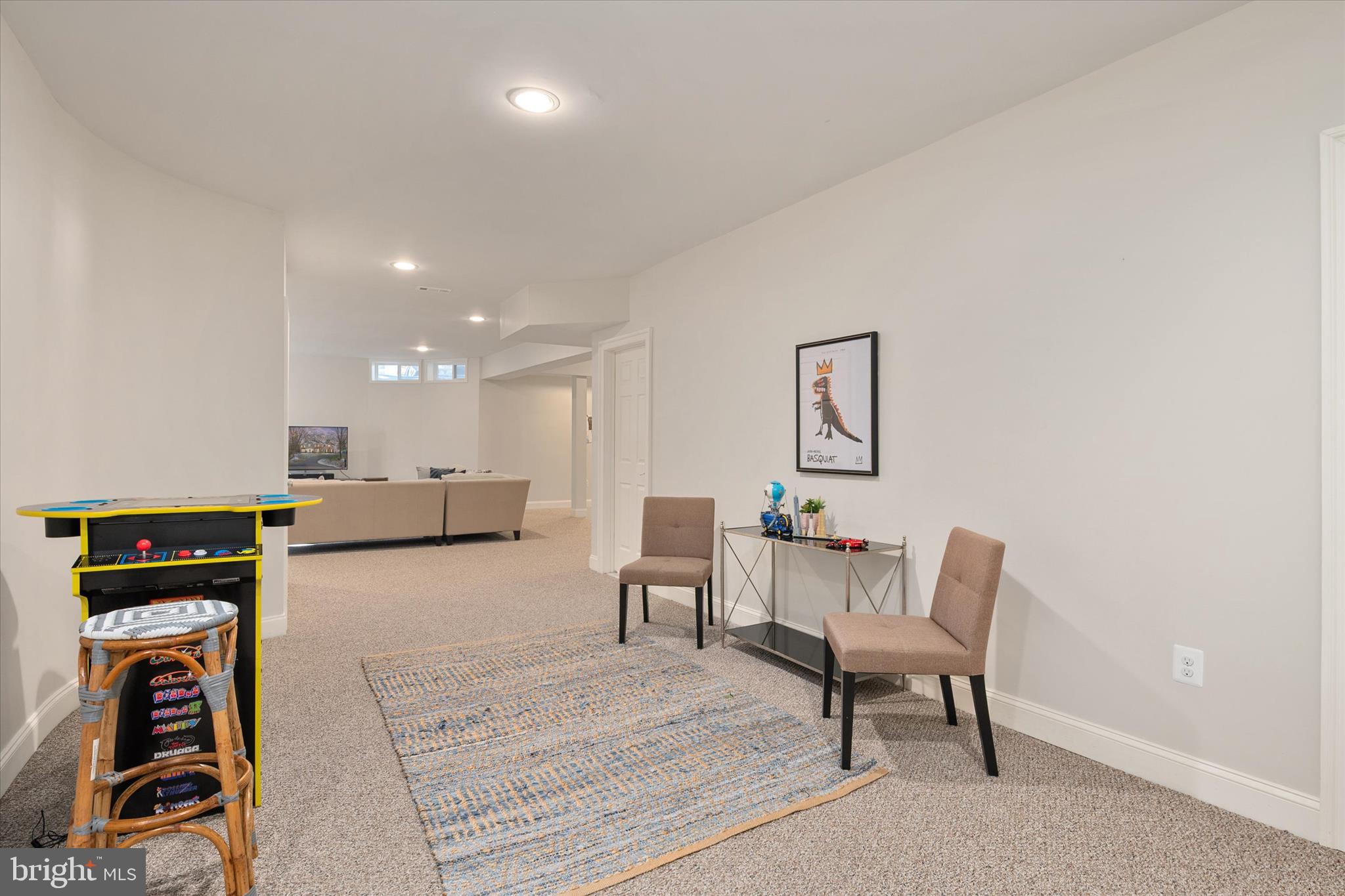 SOUTH RIVER COLONY - Residential